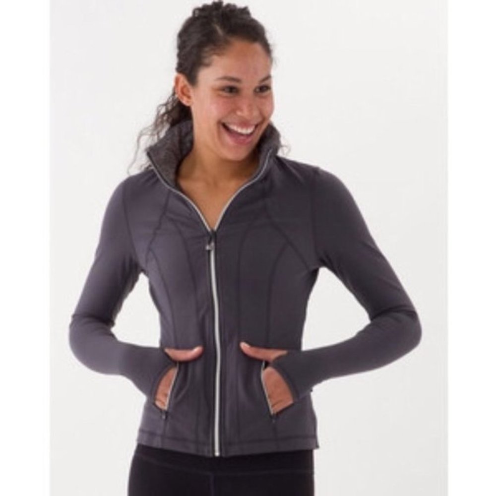 Rare Lululemon Yogi Dance Jacket Black Full Zip Ruffles on Back 2